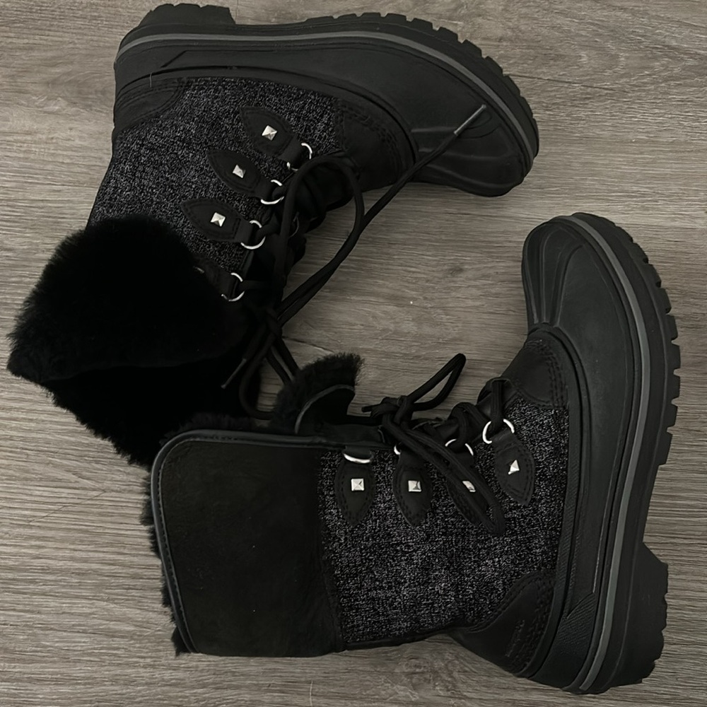 Crocs Women's Allcast Ii Luxe Snow Boots Sz 5